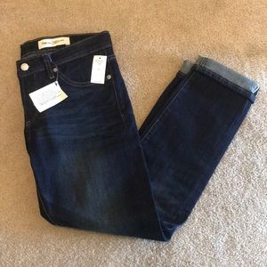 Women’s Gap Girlfriend Selvedge Denim-Size 28R